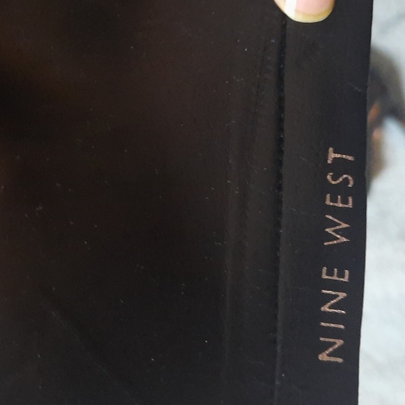 2 for $15 Nine West black leather heel boots - Picture 4 of 6